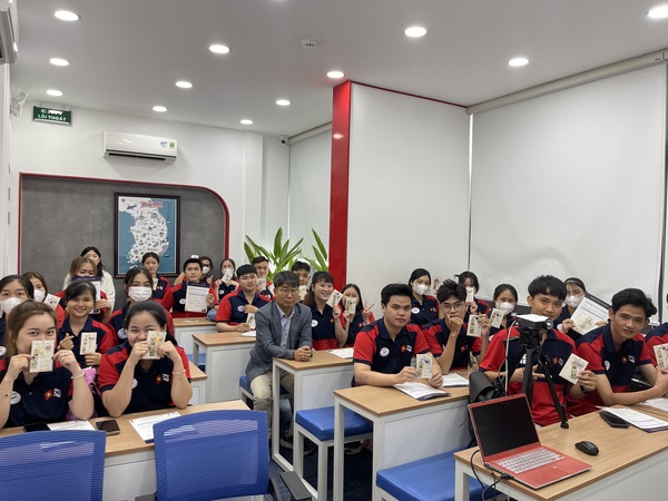 Trường ĐHQG Hanbat gặp gỡ học viên Du học Hàn Quốc Hiast 
