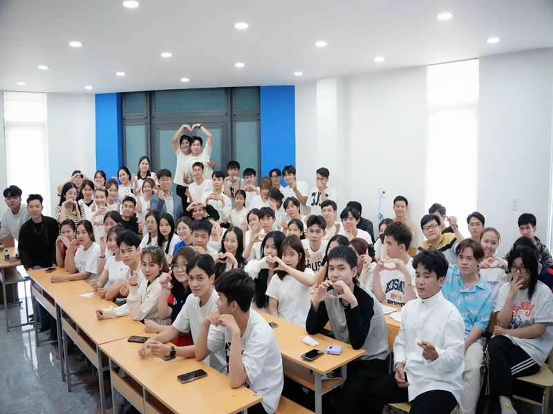 Đại học Quốc gia Hanbat gặp gỡ Hoc viên Du học Hiast ngày 25.3.2025
