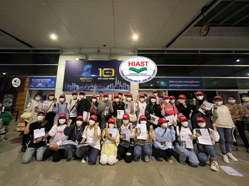Chia tay sinh viên Hiast nhập học tại trường Nữ Gwangju (광주여대) và trường Keimyung (계명대학교) kỳ tháng 12/2021